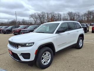 2025 Jeep Grand Cherokee for sale in Burlington WI