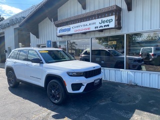 2025 Jeep Grand Cherokee for sale in New Glarus WI