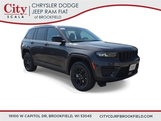 2025 Jeep Grand Cherokee for sale in Brookfield WI