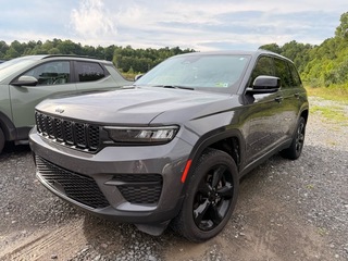 2023 Jeep Grand Cherokee for sale in Mount Hope WV