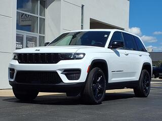 2024 Jeep Grand Cherokee for sale in Shelbyville IN