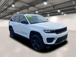 2023 Jeep Grand Cherokee for sale in Williamsville NY