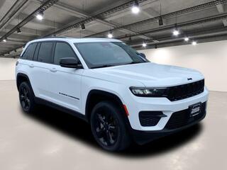2022 Jeep Grand Cherokee for sale in Williamsville NY