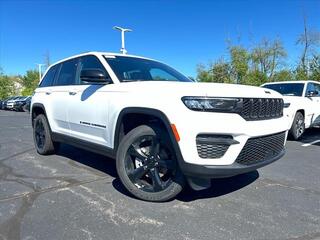 2024 Jeep Grand Cherokee for sale in Cincinnati OH