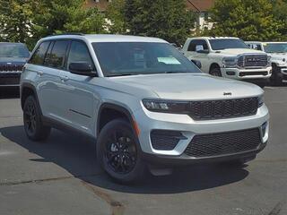 2024 Jeep Grand Cherokee for sale in Cincinnati OH