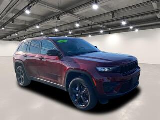 2025 Jeep Grand Cherokee for sale in Williamsville NY