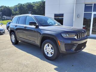 2022 Jeep Grand Cherokee for sale in Newell WV