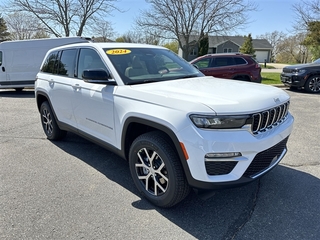 2024 Jeep Grand Cherokee for sale in Janesville WI