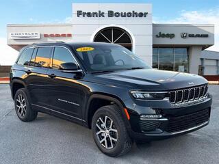 2025 Jeep Grand Cherokee for sale in Janesville WI