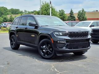 2025 Jeep Grand Cherokee for sale in Cincinnati OH