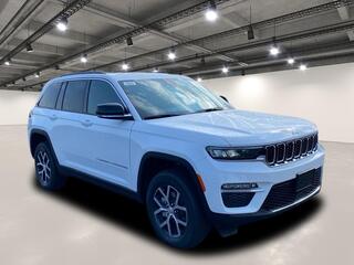 2025 Jeep Grand Cherokee for sale in Elma NY