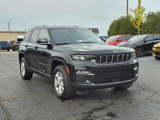 2022 Jeep Grand Cherokee for sale in Aurora OH