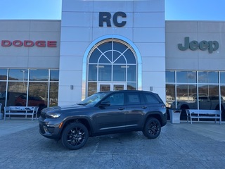2025 Jeep Grand Cherokee for sale in Newell WV
