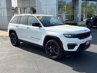 2025 Jeep Grand Cherokee for sale in Janesville WI