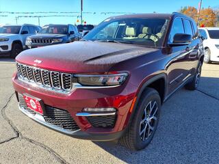 2025 Jeep Grand Cherokee for sale in Burlington WI