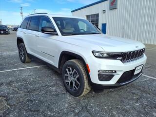 2025 Jeep Grand Cherokee for sale in Coucil Bluffs IA