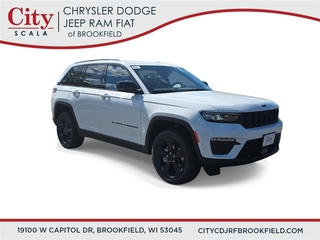 2025 Jeep Grand Cherokee for sale in Brookfield WI