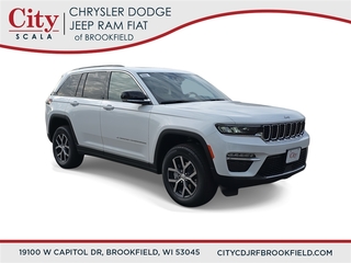 2025 Jeep Grand Cherokee for sale in Brookfield WI