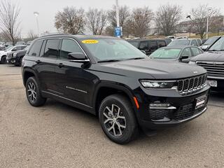 2025 Jeep Grand Cherokee for sale in Janesville WI