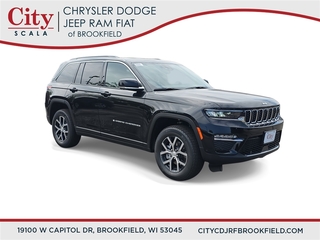 2025 Jeep Grand Cherokee for sale in Brookfield WI