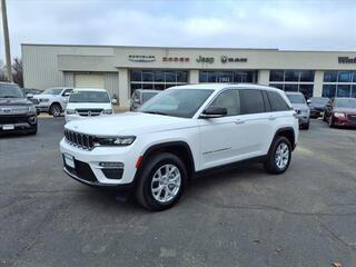 2023 Jeep Grand Cherokee for sale in Winfield KS