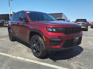 2024 Jeep Grand Cherokee for sale in Coucil Bluffs IA