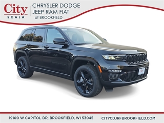2025 Jeep Grand Cherokee for sale in Brookfield WI