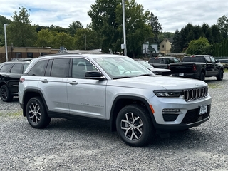 2025 Jeep Grand Cherokee for sale in Bedford Hills NY
