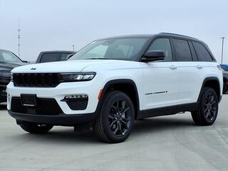 2025 Jeep Grand Cherokee for sale in Centralia MO