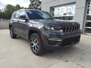 2025 Jeep Grand Cherokee for sale in Amherst OH