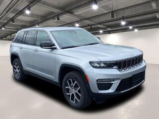 2025 Jeep Grand Cherokee for sale in Williamsville NY