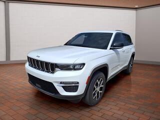 2025 Jeep Grand Cherokee for sale in Hampshire IL