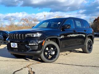 2025 Jeep Grand Cherokee for sale in Rochester NH