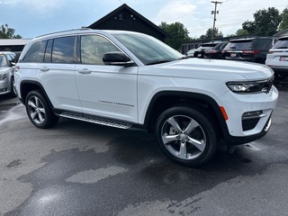 2022 Jeep Grand Cherokee