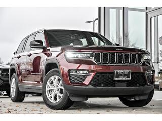 2023 Jeep Grand Cherokee for sale in St. Charles IL