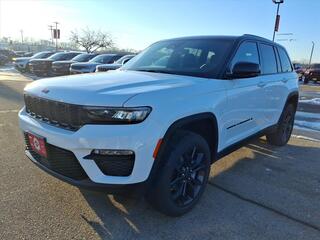2025 Jeep Grand Cherokee for sale in Burlington WI
