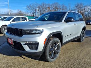 2025 Jeep Grand Cherokee for sale in Burlington WI
