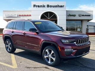 2025 Jeep Grand Cherokee for sale in Janesville WI