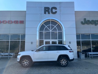 2025 Jeep Grand Cherokee for sale in Newell WV