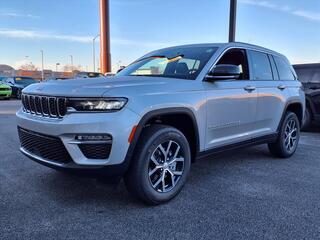 2025 Jeep Grand Cherokee for sale in St Clairsville OH