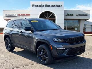 2025 Jeep Grand Cherokee for sale in Janesville WI