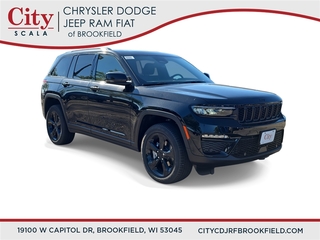 2025 Jeep Grand Cherokee for sale in Brookfield WI