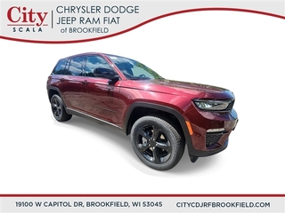 2025 Jeep Grand Cherokee for sale in Brookfield WI