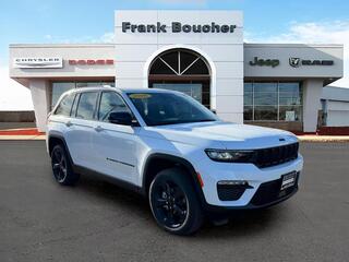 2025 Jeep Grand Cherokee for sale in Janesville WI