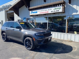2025 Jeep Grand Cherokee for sale in New Glarus WI