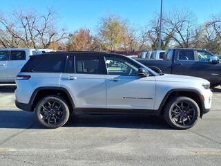 2025 Jeep Grand Cherokee for sale in Kerrville TX