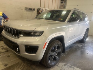 2023 Jeep Grand Cherokee for sale in Newell WV
