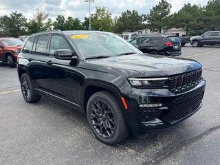 2025 Jeep Grand Cherokee for sale in Janesville WI
