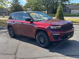 2024 Jeep Grand Cherokee for sale in Janesville WI