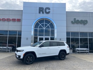 2025 Jeep Grand Cherokee L for sale in Newell WV